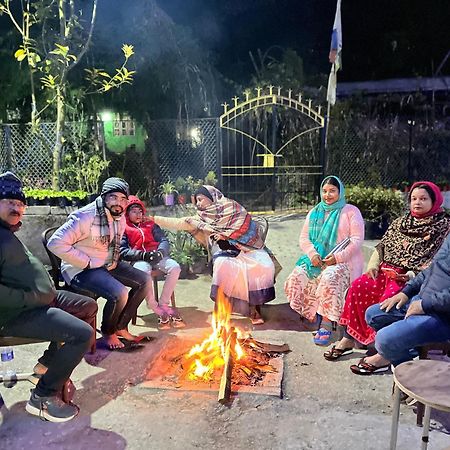 Lake Side Homestay - Pradhan Homestay Mirik Bagian luar foto